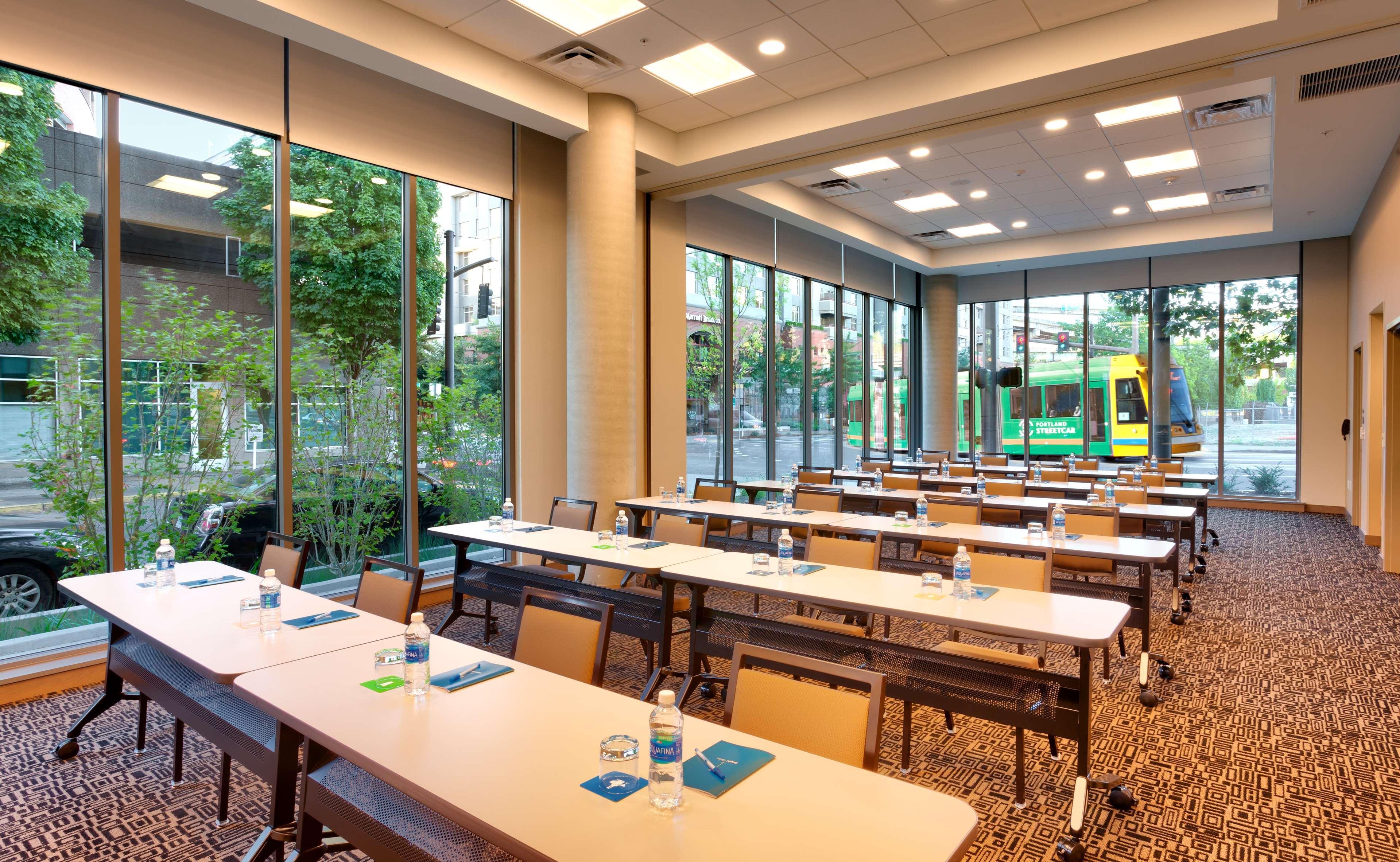 Hyatt House / Downtown 3*